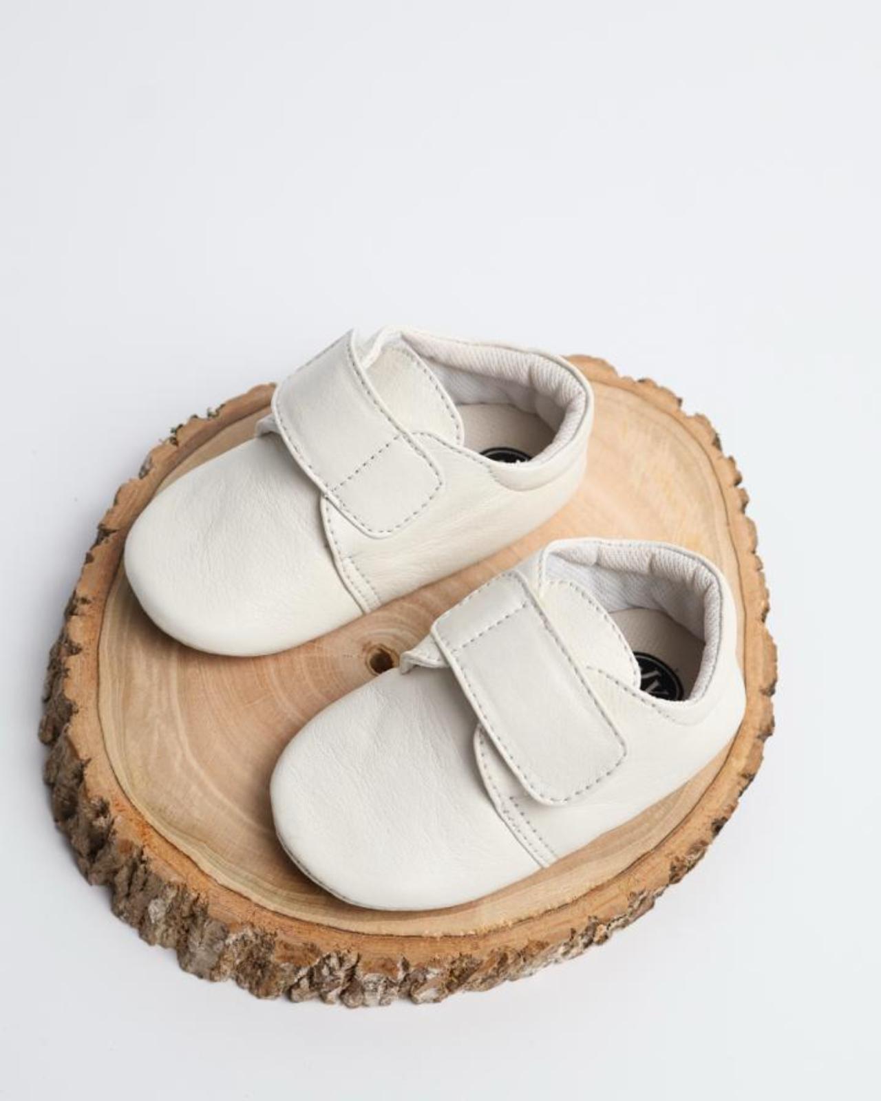 ZAPATO SIN SUELA PARA NIÑO COLOR BLANCO PERLA_2