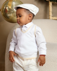 CONJUNTO DE NIÑO MANGA LARGA CON CHALECO COLOR BLANCO Y HUESO _2