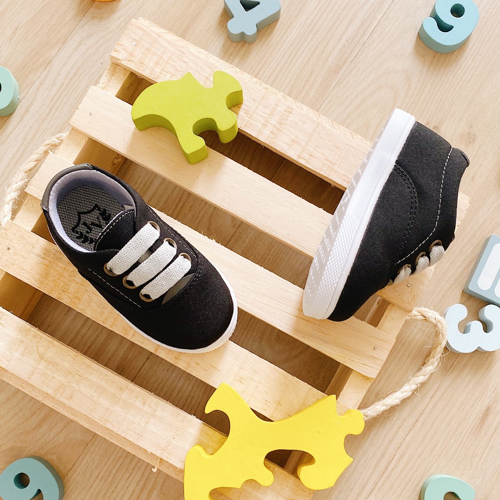 ZAPATO LONA NEGRO  570ENG - JVKIDS