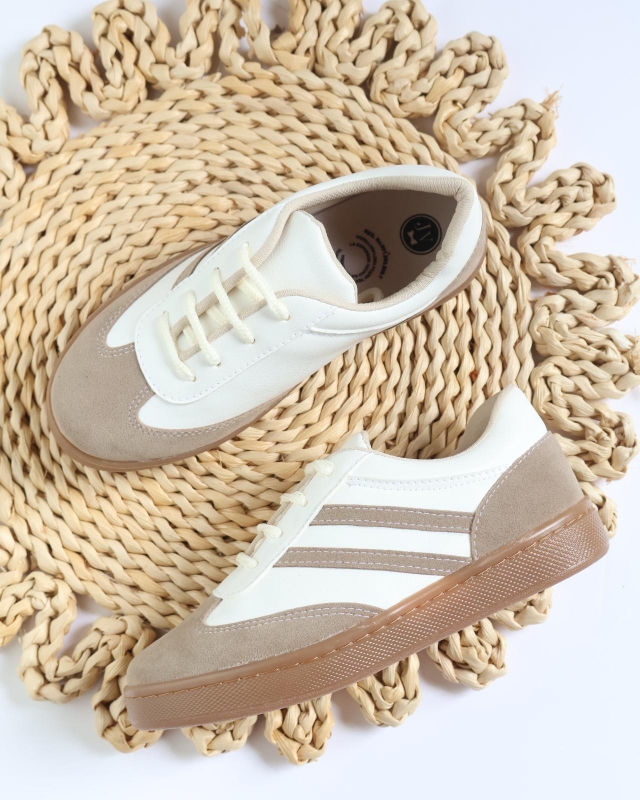 ZAPATO TENNIS DE NIÑO COLOR BLANCO CON CAFE_1