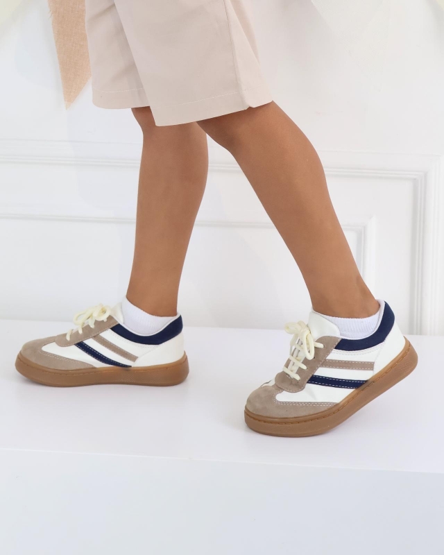 TENNIS PARA NIÑO COLOR BLANCO BEIGE Y AZUL OSCURO_3